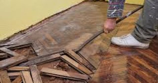 Демонтаж пола в квартире в Лобне - Стоимость от 511 рублей | Сварной-Лбн