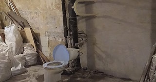 Демонтаж сантехкабины в панельном доме - цена от 1021 рублей | Сварной-Лбн